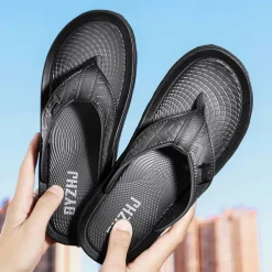 Men's Black Flip Flops with Comfortable Footbed, Casual Slip-On Design for Daily Wear and Relaxing