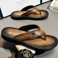 Men's Black Flip Flops with Comfortable Footbed, Casual Slip-On Design for Daily Wear and Relaxing