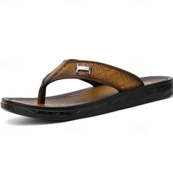 Men's Black Flip Flops with Comfortable Footbed, Casual Slip-On Design for Daily Wear and Relaxing