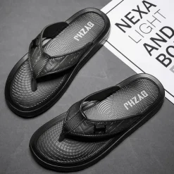 Men's Black Flip Flops with Comfortable Footbed, Casual Slip-On Design for Daily Wear and Relaxing