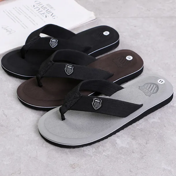 Men's Black Flip-Flop Sandals with Cushioned Sole - Comfortable Casual Beach and Summer Footwear