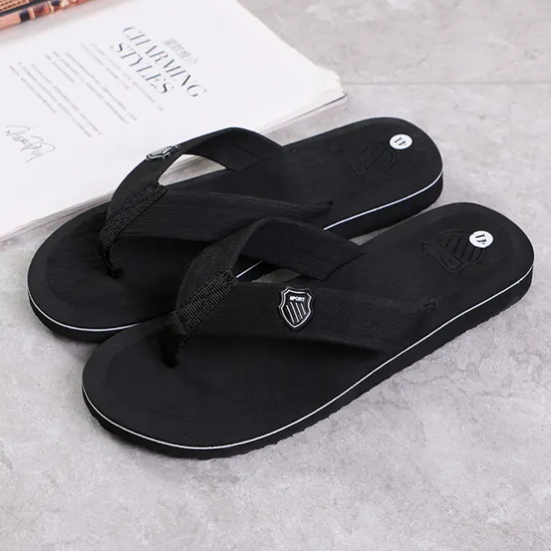 Men's Black Flip-Flop Sandals with Cushioned Sole - Comfortable Casual Beach and Summer Footwear