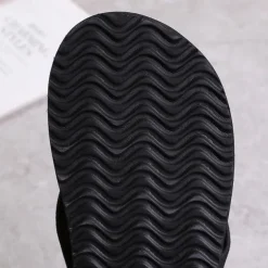 Men's Black Flip-Flop Sandals with Cushioned Sole - Comfortable Casual Beach and Summer Footwear