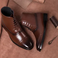 Men's Brown Faux Leather Brogue Ankle Boots – Vintage Lace-Up Design with Wingtip Detailing and Durable Sole for Formal and Casual Occasions