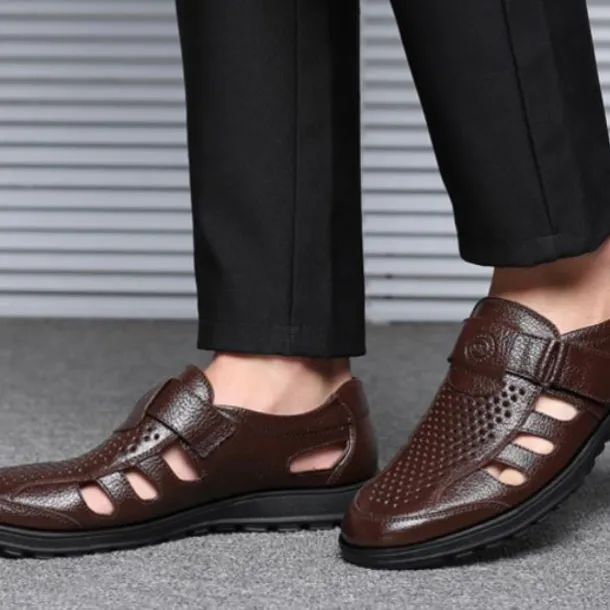 Men's Brown Faux Leather Breathable Closed-Toe Sandals – Casual Slip-On Cutout Design Shoes for Summer Walking, Daily Wear, and Outdoor Activities