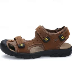 Men's Brown Faux Leather Hiking Sandals - Adjustable Straps, Closed-Toe Design, Anti-Slip Sole, Durable Outdoor Footwear for Summer Trekking