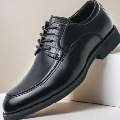 Men's Brown Faux Leather Lace-Up Dress Shoes with Woven Detail, Classic Formal Style, Comfortable for Weddings and Business Events