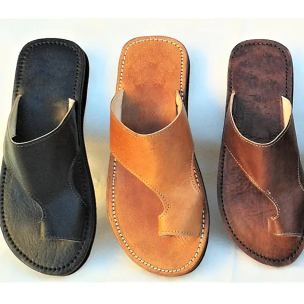 Men's Brown Faux Leather Toe Loop Sandals with Hand-Stitched Details - Vintage Style Slip-On Summer Footwear