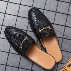 Men's Brown Snake Pattern Loafers – Slip-On Faux Leather Mules with Metal Buckle for Casual and Formal Wear
