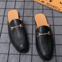 Men's Brown Snake Pattern Loafers – Slip-On Faux Leather Mules with Metal Buckle for Casual and Formal Wear