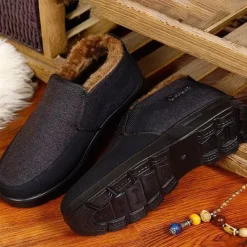 Men's Brown Winter Slip-On Boots with Plush Lining – Warm and Comfortable Casual Footwear for Cold Weather