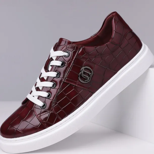Men's Burgundy Crocodile Pattern Faux Leather Sneakers with Lace-Up Design – Stylish Casual Shoes for Everyday Wear