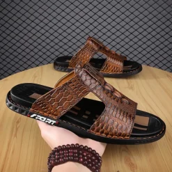 Men's Burgundy Crocodile-Pattern Slide Sandals – Luxury Leather Open-Toe Slippers with Non-Slip Sole for Casual and Summer Wear
