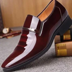 Men's Burgundy Patent Faux Leather Loafers – Elegant Slip-On Dress Shoes with Metal Accent for Formal Events and Office Wear