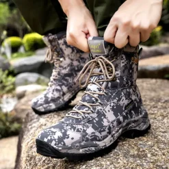Men's Camouflage Outdoor Hiking Boots – Waterproof, Durable, and Lightweight with Non-Slip Sole for Hunting and Trekking