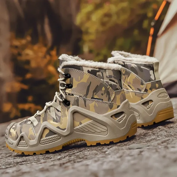 Men's Camouflage Winter Hiking Boots with Fur Lining – Waterproof Insulated Outdoor Snow Boots