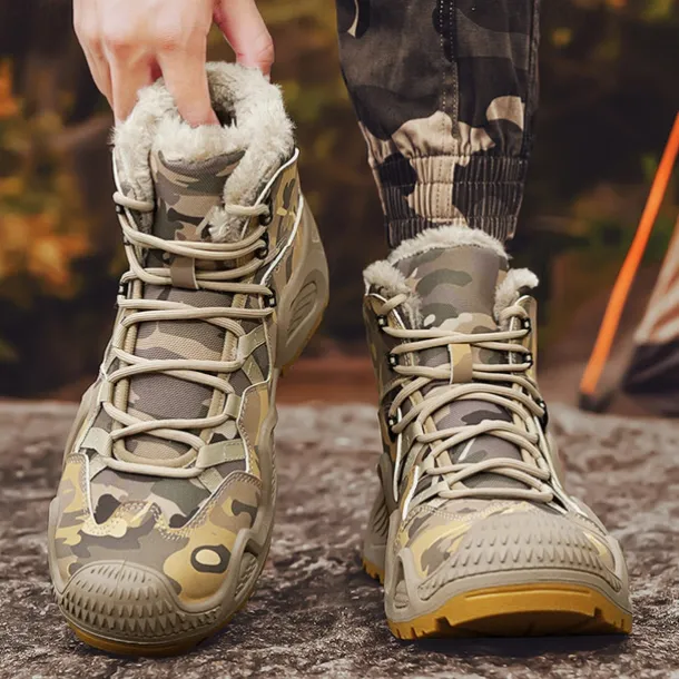 Men's Camouflage Winter Hiking Boots with Fur Lining – Waterproof Insulated Outdoor Snow Boots