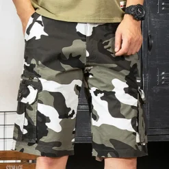 Men's Cargo Shorts Camo Shorts Shorts Zipper Multi Pocket Camouflage Comfort Wearable Knee Length Casual Daily Holiday Sports Fashion White Army Green