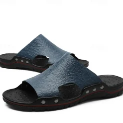 Men's Casual Brown Slide Sandals with Crocodile Pattern and Durable Rubber Sole – Comfortable Outdoor Footwear for Summer, Beach and Daily Wear