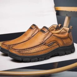 Men's Casual Slip-On Loafers – Lightweight Breathable Walking Shoes with Non-Slip Sole, Comfortable Leather Design