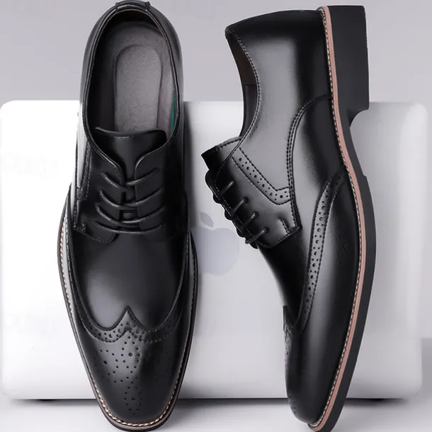 Men's Classic Brown Wingtip Oxford Shoes – Faux Leather Brogue Lace-Up Dress Shoes for Business and Formal Occasions