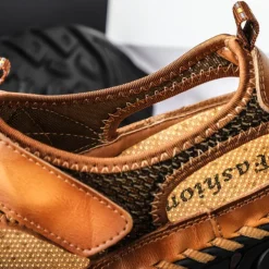 Men's Closed-Toe Leather Sandals with Hand-Stitched Details, Breathable Mesh Design – Ideal for Outdoor and Casual Wear