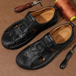 Men's Closed-Toe Suede Sandals - Lightweight Breathable Design with Adjustable Strap, Ideal for Summer Casual and Outdoor Activities