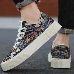 Men's Colorful Tribal Pattern Sneakers – Stylish Lace-Up Casual Shoes for Everyday Wear and Outdoor Activities