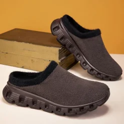 Men's Cozy Slip-On Winter Clogs with Plush Lining and Anti-Slip Sole - Comfortable Indoor and Outdoor Shoes for Cold Weather