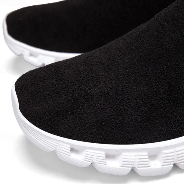 Men's Cozy Slip-On Winter Clogs with Plush Lining and Anti-Slip Sole - Comfortable Indoor and Outdoor Shoes for Cold Weather