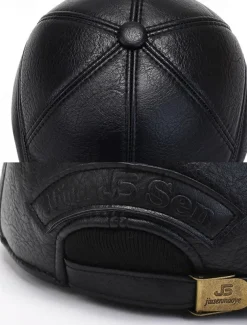 Men's Faux Leather Beret with Ear Flaps – Stylish Winter Hat with Ear Protection for Casual Wear and Outdoor Activities