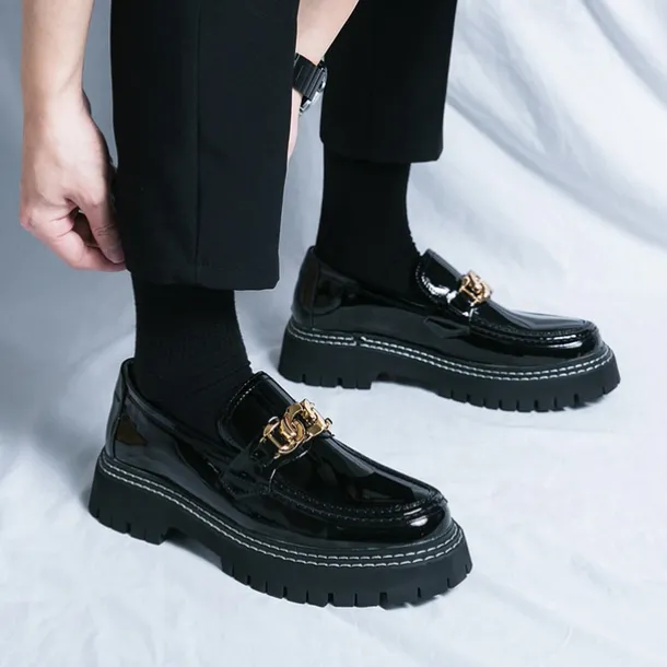Men's Green Patent Faux Leather Loafers with Gold Chain Detail and Chunky Lug Sole – Modern Casual Footwear for Everyday Style