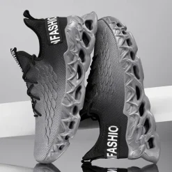 Men's Green Running Sneakers with Mesh Upper and Lightweight Design – Breathable, Comfortable Athletic Shoes for Sports, Workouts and Casual Wear