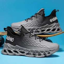 Men's Green Running Sneakers with Mesh Upper and Lightweight Design – Breathable, Comfortable Athletic Shoes for Sports, Workouts and Casual Wear