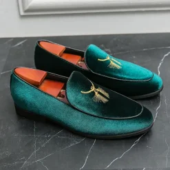 Men's Green Velvet Loafers with Gold Embroidery – Luxurious Slip-On Shoes for Formal Events and Weddings