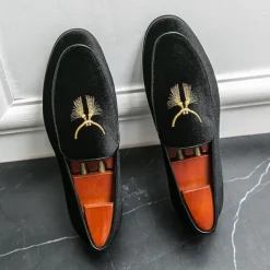 Men's Green Velvet Loafers with Gold Embroidery – Luxurious Slip-On Shoes for Formal Events and Weddings