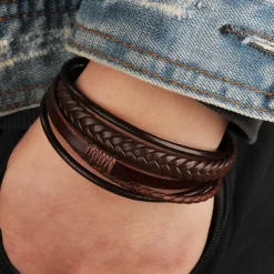Men's Leather Bracelet Classic Imagine Stylish Simple Ethnic Fashion Casual / Sporty Leatherette Bracelet Jewelry Black / Brown For School Gift Daily Prom Festival