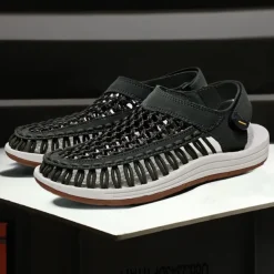 Men's Outdoor Sandals with Adjustable Strap, Breathable Mesh Design and Durable Sole for Hiking, Beach and Summer Activities