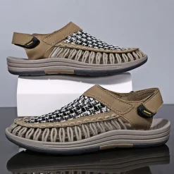 Men's Outdoor Sandals with Adjustable Strap, Breathable Mesh Design and Durable Sole for Hiking, Beach and Summer Activities