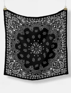 Men's Paisley Print Square Neck Scarf with Leather Buckle, Vintage Style Polyester Bandana for Outdoor Travel, Parties and Daily Fashion