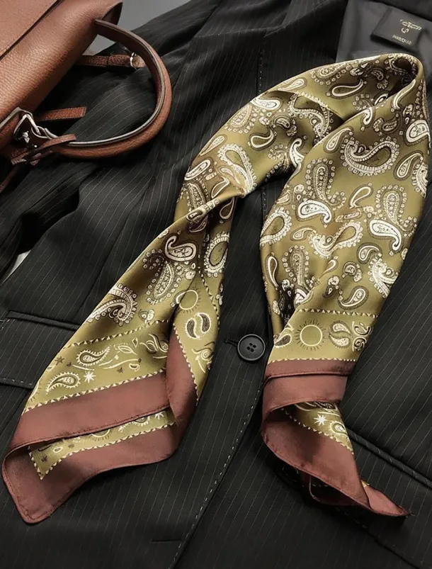 Men's Paisley Print Square Neck Scarf with Leather Buckle, Vintage Style Polyester Bandana for Outdoor Travel, Parties and Daily Fashion