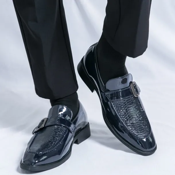Men's Patent Leather Burgundy Loafers with Crocodile Texture and Buckle Detail – Elegant Slip-On Shoes for Formal Occasions and Business Wear