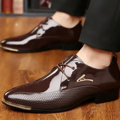 Men's Patent Leather Oxford Shoes - Sleek Lace-Up Formal Dress Shoes with Textured Design for Business and Special Occasions