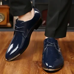 Men's Patent Leather Oxford Shoes - Sleek Lace-Up Formal Dress Shoes with Textured Design for Business and Special Occasions