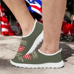 Men's Patriotic Breathable Slip-On Shoes - USA Flag Print Sneakers for Independence Day and Casual Wear