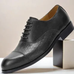 Men's Premium Cowhide Oxford Shoes with Woven Leather Design, Classic Lace-Up Style for Formal and Business Occasions
