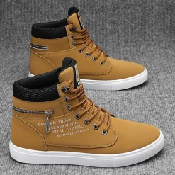 Men's Red High-Top Sneakers – Lace-Up Casual Ankle Boots with Zipper Detail and Stylish Print