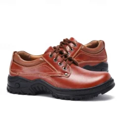 Men's Red-Brown Lace-Up Shoes with Cushioned Memory Foam Soles - Stylish and Supportive for Business Casual Outfits and Weekend Getaways