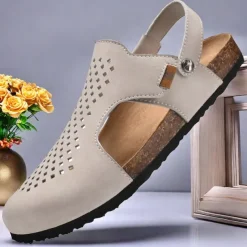 Men's Sandals Slippers & Flip-Flops Flat Sandals Microfiber Breathable Comfortable Slip Resistant Loafer Buckle Brown Beige