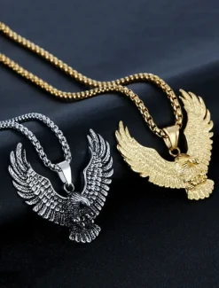 Men's Silver Eagle Pendant Necklace – Bold and Detailed Symbolic Jewelry for Strength and Freedom